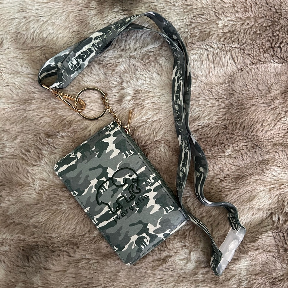 Ivory Ella Camo Lanyard Key & Card Holder